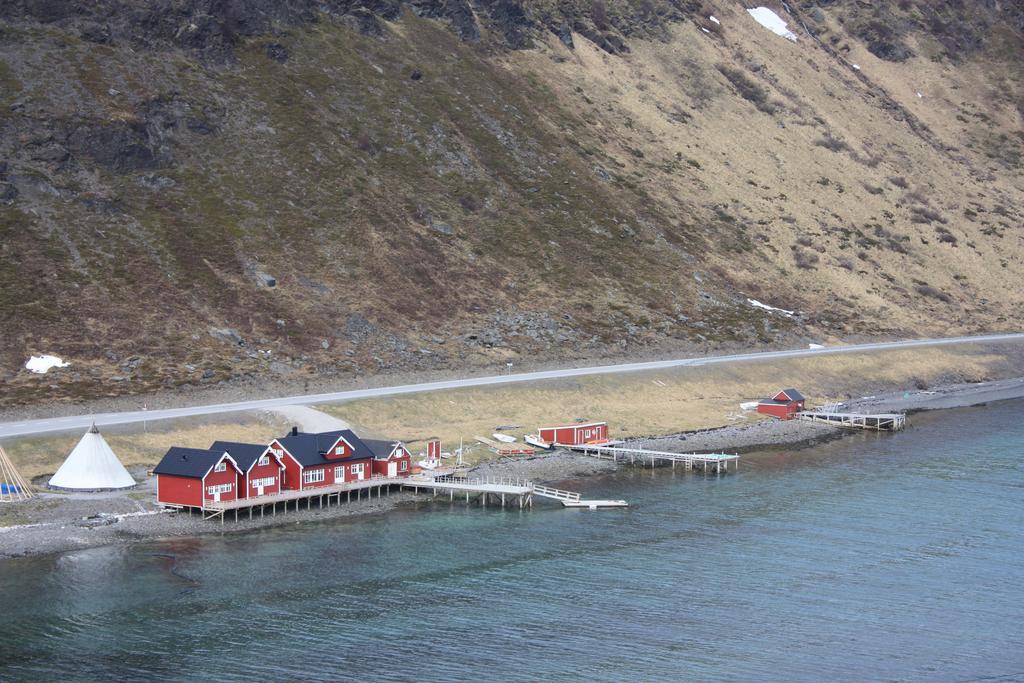 Sarnes Seaside Cabins Гоннінґсвоґ Екстер'єр фото